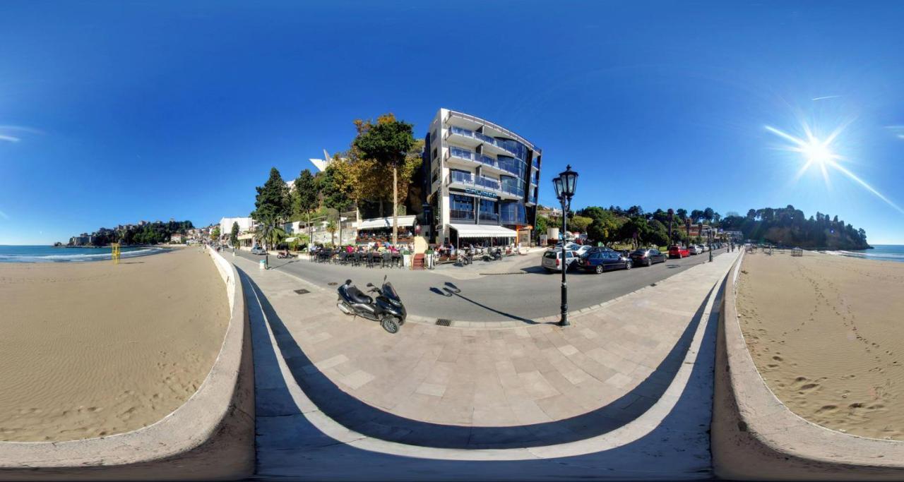 Hotel Cruiser Ulcinj Buitenkant foto
